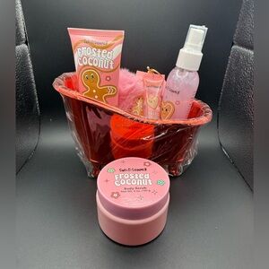 Ulta Sweet & Shimmer 5pc Frosted Coconut Gift Set w/red tub Brand New